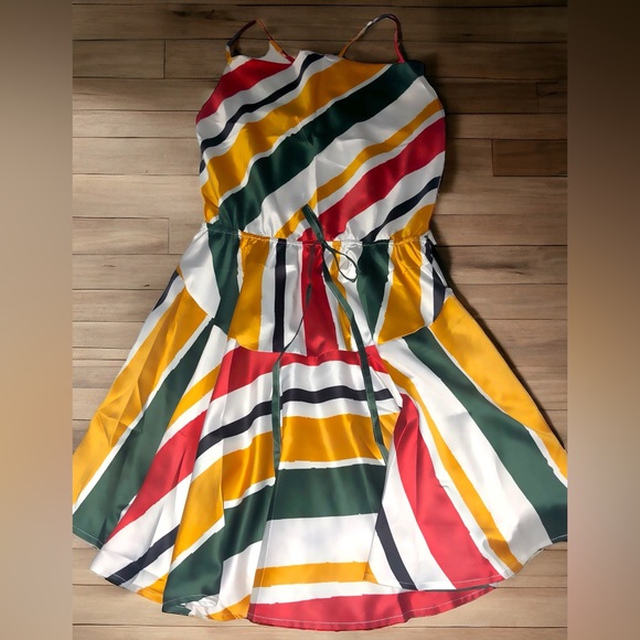 NWT Burgundy & Marigold Stripe Dress, Sz. M - Picture 8 of 8